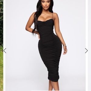 FashionNova perfect figure runched midi dress
